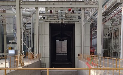 青島恒林工業(yè)集團和三一機器人科技有限公司簽訂10T貨箱結(jié)構(gòu)件通過式拋丸清理機